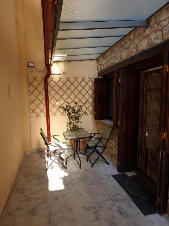 Ari'S Apartment Arachova Esterno foto